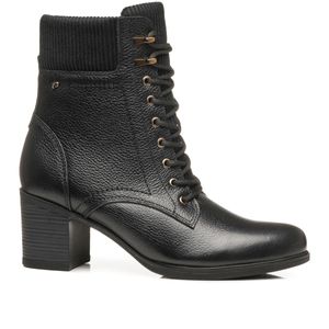 Bota Cano Médio em Couro Pegada Feminina Preta