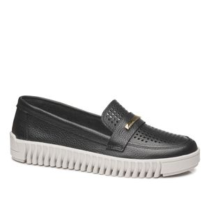 Tênis Slip On em Couro Pegada Feminino Preto