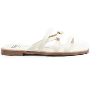 Tamanco Rasteiro Moleca Fivela Spikes Feminino Off White