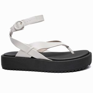 Sandália Flatform Moleca Feminina Preta