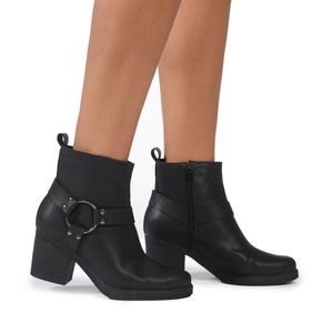 Bota Preta Via Scarpa Ankle Boot Fivela