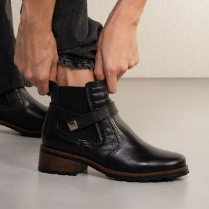 Bota Feminina Elástico Cano Curto Pegada Preto