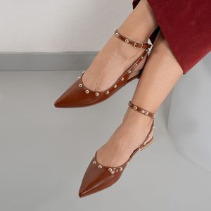 Sapatilha M Shuz Calcanhar Aberto Feminina Marrom