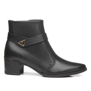 Bota Cano Curto em Couro Pegada Feminina Preta