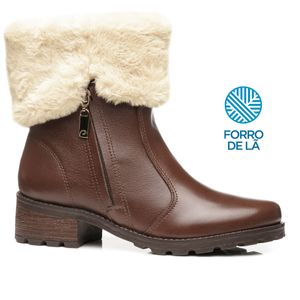 Bota Cano Curto em Couro Pegada Feminina Marrom