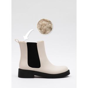 Bota Petite Jolie Boston Feminina Bege