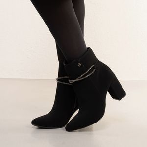 Bota Feminina Cano Curto Via Marte Preta