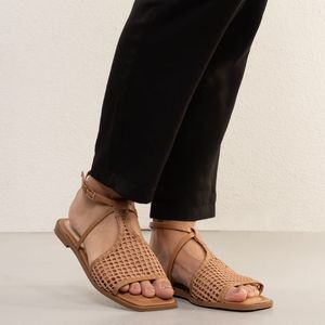 Sandália Feminina Rasteira Tramas Fivela Tanara Bege